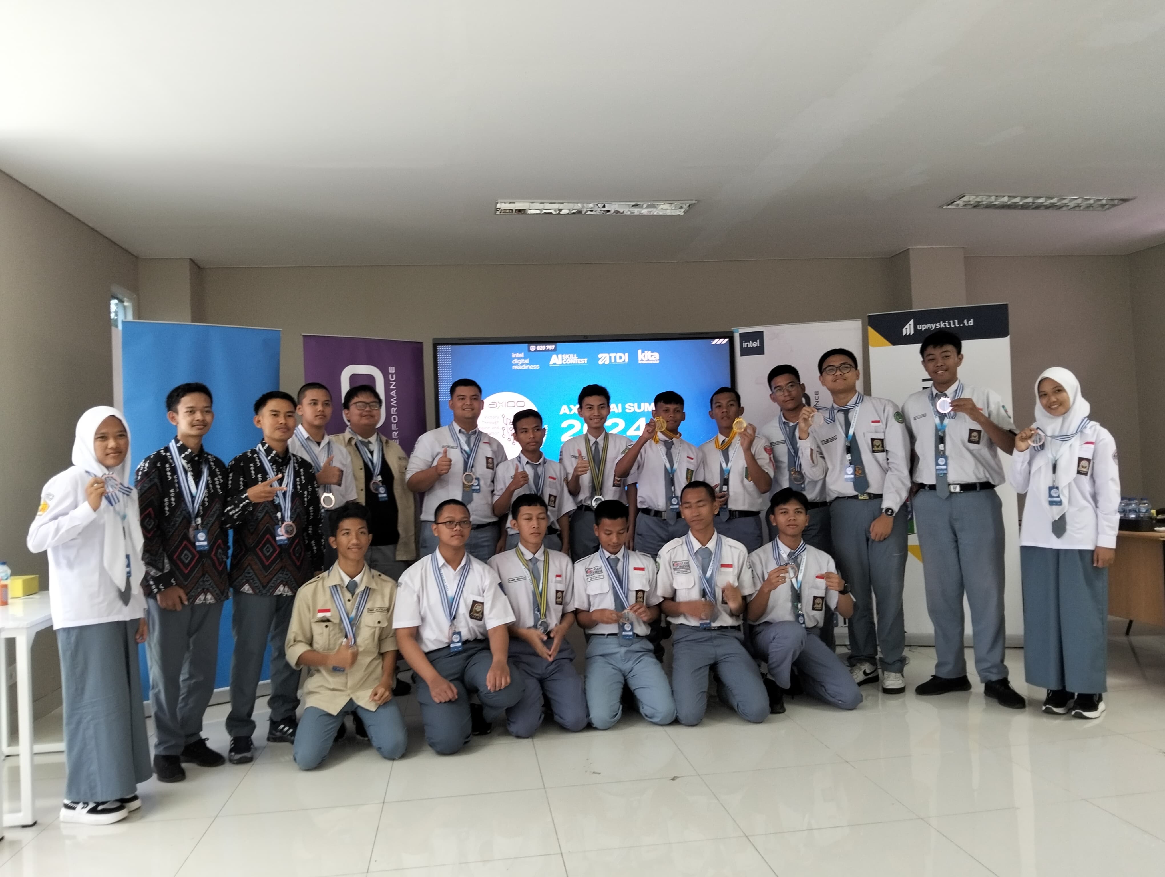 GUNSA TIM SMKN 1 Koto XI Tarusan Tembus Top 10 Finalis AI Skill Contest 2025 di Jakarta, Bersaing dengan Ratusan Sekolah!!